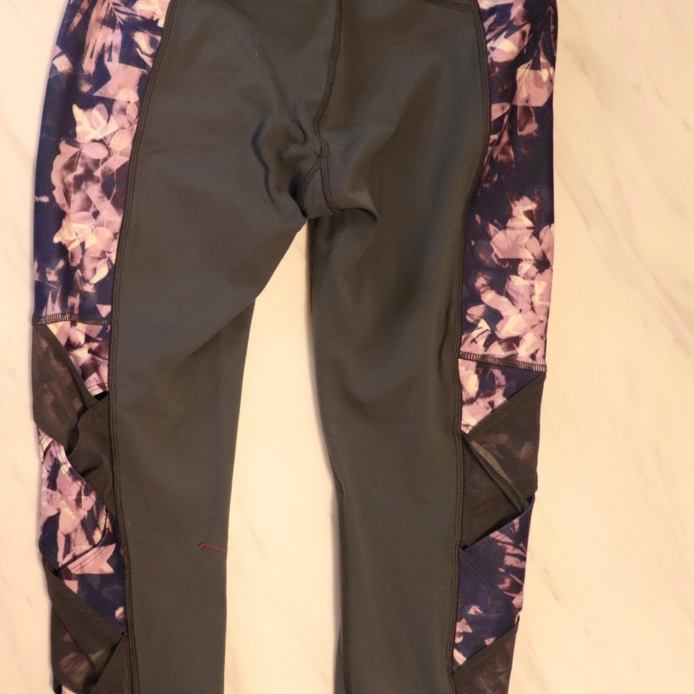 Tights - Picture 2 of 4